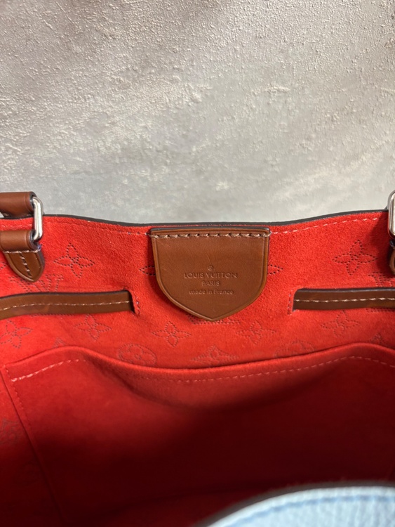 ジロラッタ　モノグラム　マヒナ　M53154（ブランドバッグ）の商品画像 - 査定依頼日：2026年2月24日 - 最高査定価格：250,000円