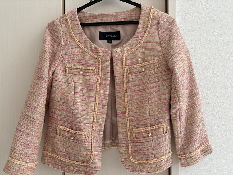 ジルシチュアート　セットアップ（古着・ファッション）の商品画像 - 査定依頼日：2025年10月19日 - 最高査定価格：2,000円