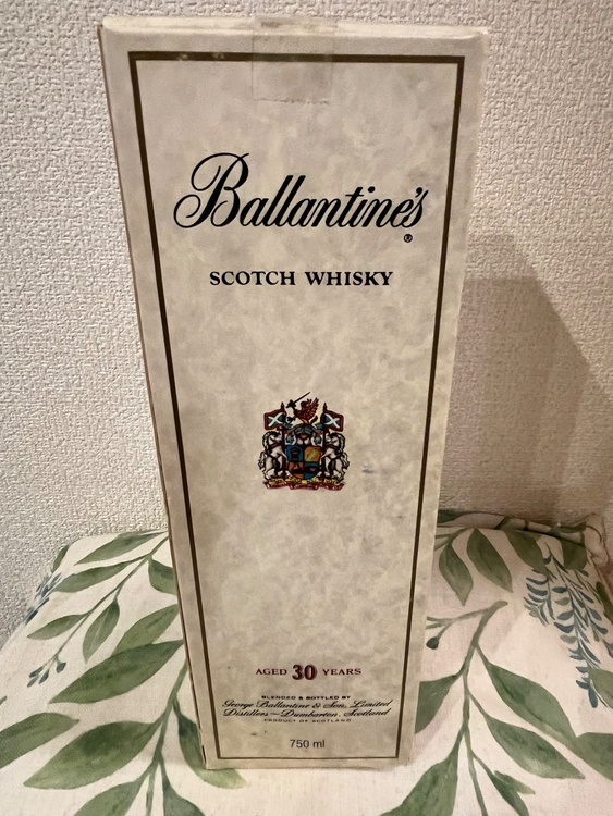バランタイン30年（お酒）の商品画像 - 査定依頼日：2026年3月14日 - 最高査定価格：44,500円