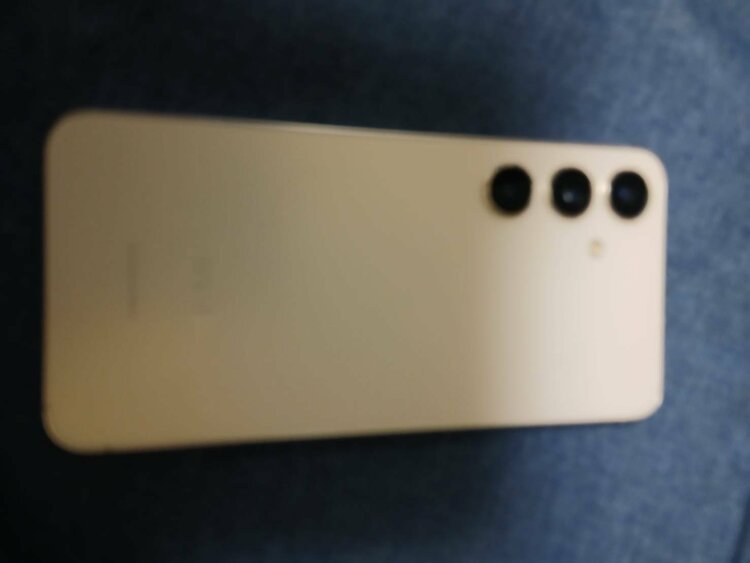 Galaxy Galaxy S24 シリーズ SIMフリー（スマホ）の商品画像 - 査定依頼日：2026年10月17日 - 最高査定価格：42,100円