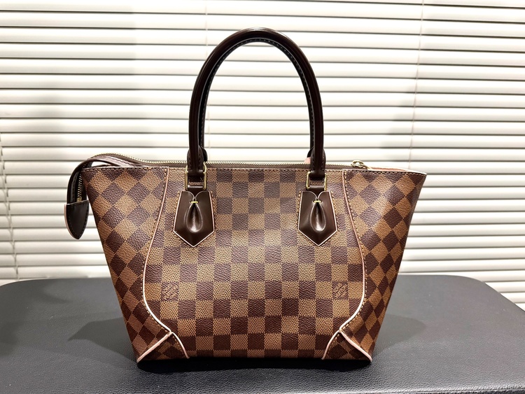 カイサトート（ブランドバッグ）の商品画像 - 査定依頼日：2025年12月19日 - 最高査定価格：85,000円