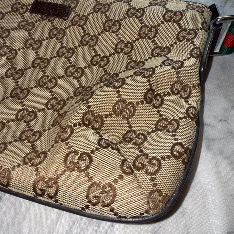 グッチ  （ブランドバッグ）の商品画像 - 査定依頼日：2026年2月20日 - 最高査定価格：40,000円