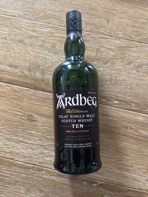 ウイスキー アードベッグ （お酒）の商品画像 - 査定依頼日：2026年3月11日 - 最高査定価格：3,000円