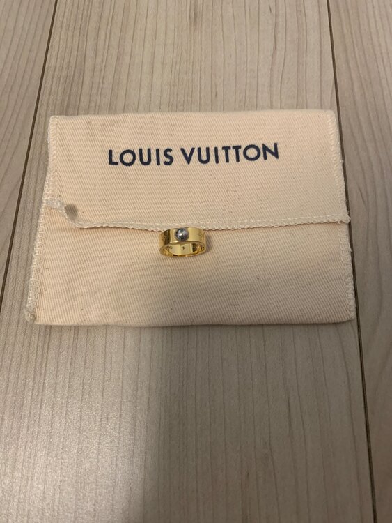 ルイヴィトン リング ナノグラム（金・貴金属）の商品画像 - 査定依頼日：2024年12月18日 - 最高査定価格：13,000円