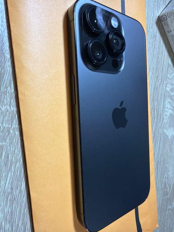 iPhone 14 Pro 128GB docomo（スマホ）の商品画像 - 査定依頼日：2026年4月3日 - 最高査定価格：52,000円