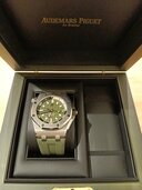 オフショアダイバー（高級時計）の商品画像 - 査定依頼日：2026年4月10日 - 最高査定価格：4,000,000円