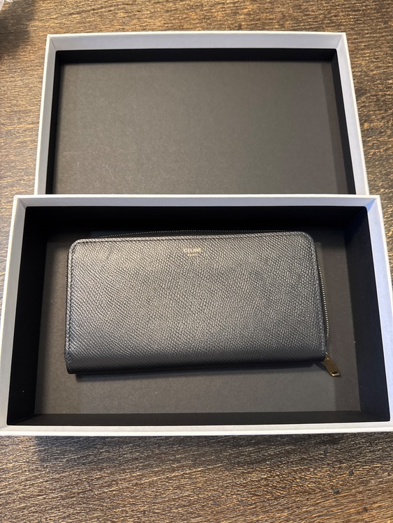 セリーヌ  （ブランドバッグ）の商品画像 - 査定依頼日：2025年7月21日 - 最高査定価格：18,000円