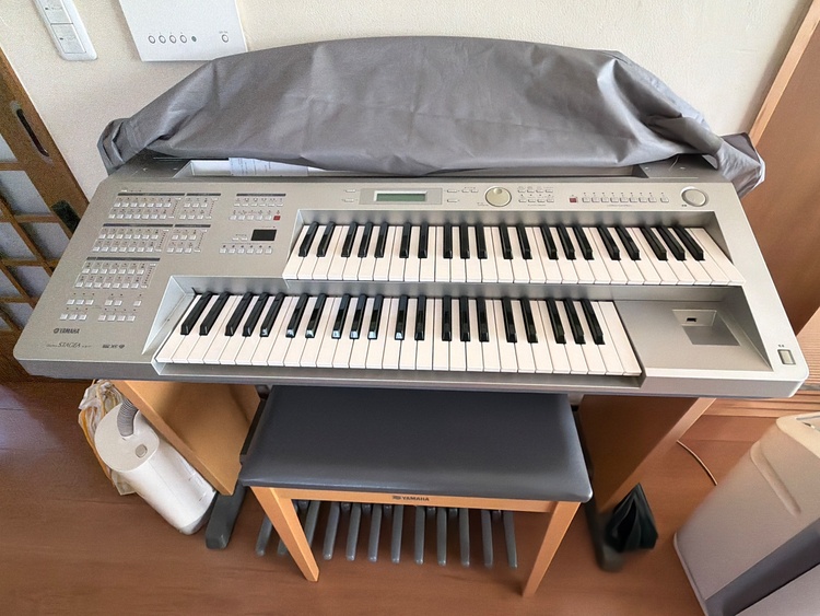 STAGEA  ELB-01（ピアノ・楽器・PA機材）の商品画像 - 査定依頼日：2026年5月9日 - 最高査定価格：10,000円