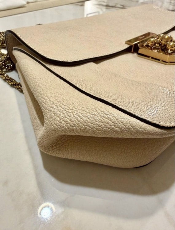 Chloé クロエ エルシー チェーンショルダーバッグ ピンクベージュ（ブランドバッグ）の商品画像 - 査定依頼日：2026年8月12日 - 最高査定価格：25,000円