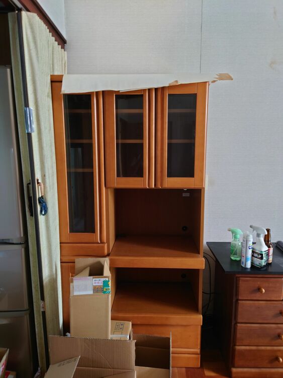 食器棚（家具・寝具）の商品画像 - 査定依頼日：2025年8月15日 - 最高査定価格：4,000円
