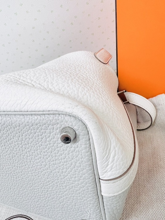 PM ◻︎P刻印（ブランドバッグ）の商品画像 - 査定依頼日：2026年3月15日 - 最高査定価格：300,000円