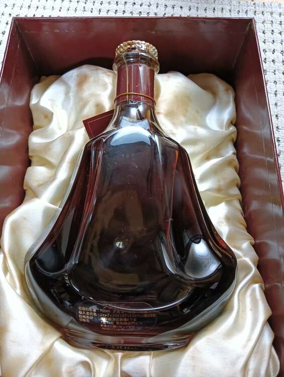 ヘネシー （お酒）の商品画像 - 査定依頼日：2025年3月9日 - 最高査定価格：45,000円