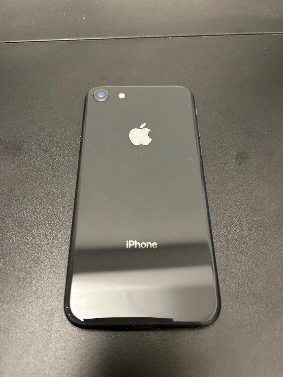 iphone8 MQ842J/A（スマホ）の商品画像 - 査定依頼日：2025年2月23日 - 最高査定価格：3,000円