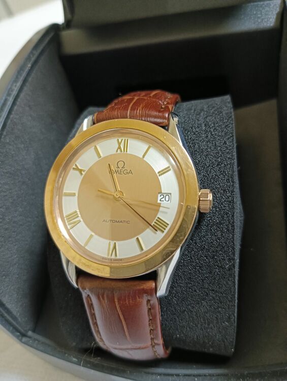 OMEGA　K18ピンクゴールド無垢ベゼル&尾錠　自動巻き（高級時計）の商品画像 - 査定依頼日：2025年10月28日 - 最高査定価格：150,000円