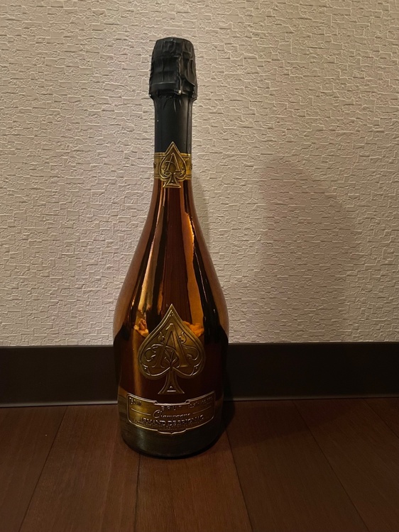 アルマンド (未開封)（お酒）の商品画像 - 査定依頼日：2026年4月27日 - 最高査定価格：18,000円