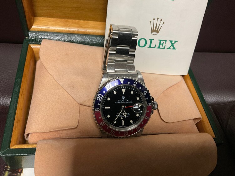 ロレックス GMTマスター 1670（高級時計）の商品画像 - 査定依頼日：2025年1月19日 - 最高査定価格：1,520,000円