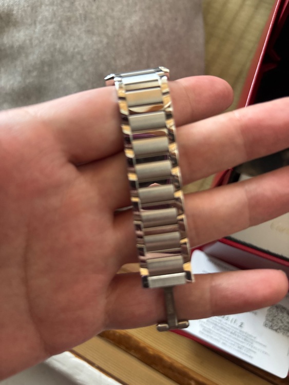 カルティエ タンク w4ta002（高級時計）の商品画像 - 査定依頼日：2025年6月17日 - 最高査定価格：900,000円