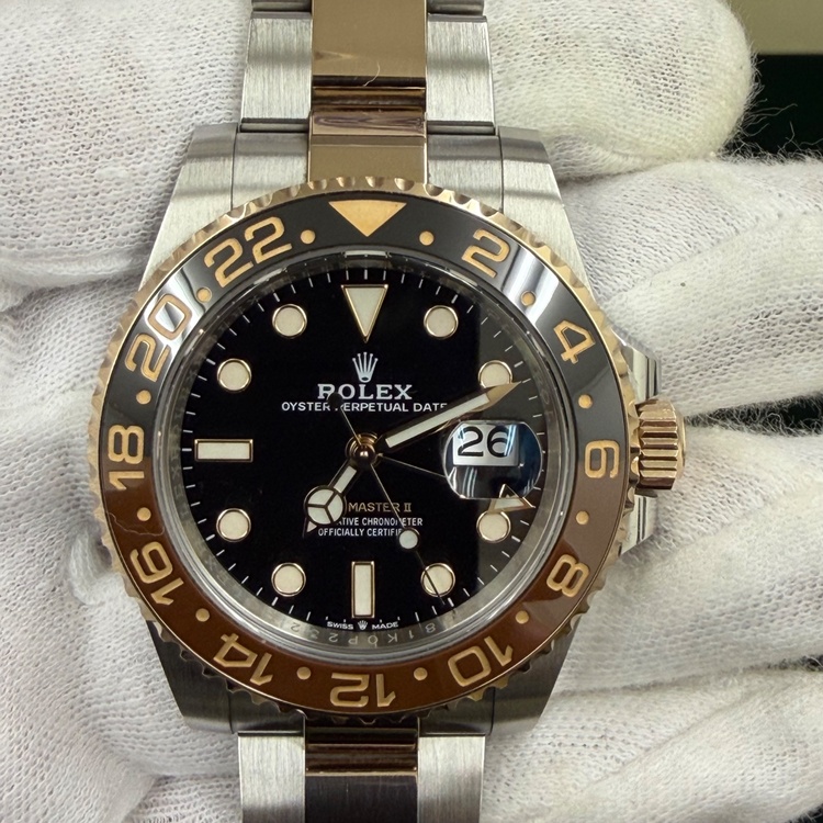 ROLEX GMTマスターⅡ 126711CHNR 2020 最新ギャラ　付属品完品（高級時計）の商品画像 - 査定依頼日：2026年8月26日 - 最高査定価格：2,950,000円