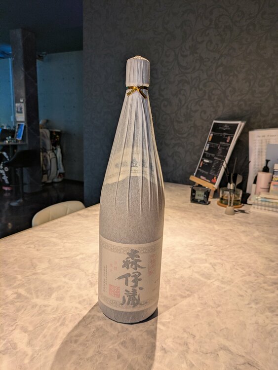 焼酎 森伊蔵 （お酒）の商品画像 - 査定依頼日：2026年5月2日 - 最高査定価格：11,000円