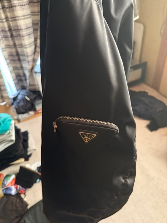 プラダ  （ブランドバッグ）の商品画像 - 査定依頼日：2025年11月8日 - 最高査定価格：160,000円