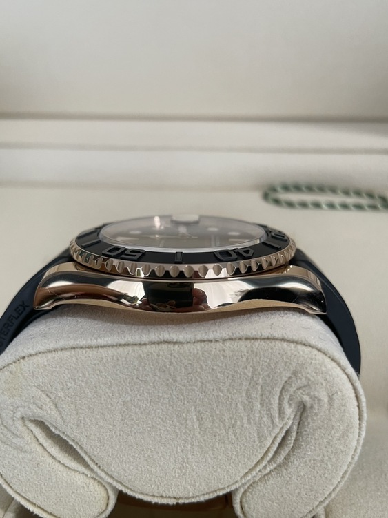 ヨットマスター（高級時計）の商品画像 - 査定依頼日：2026年4月4日 - 最高査定価格：4,100,000円