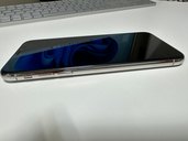 iPhoneXシルバー256（スマホ）の商品画像 - 査定依頼日：2022年12月6日 - 最高査定価格：19,600円