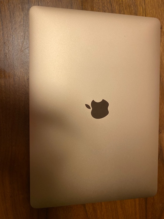 MacBook Air 2020 M1 8GB/256GB ゴールド（PC・タブレット）の商品画像 - 査定依頼日：2026年6月9日 - 最高査定価格：36,100円