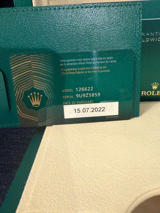 ロレックス ヨットマスター （高級時計）の商品画像 - 査定依頼日：2025年12月10日 - 最高査定価格：2,250,000円