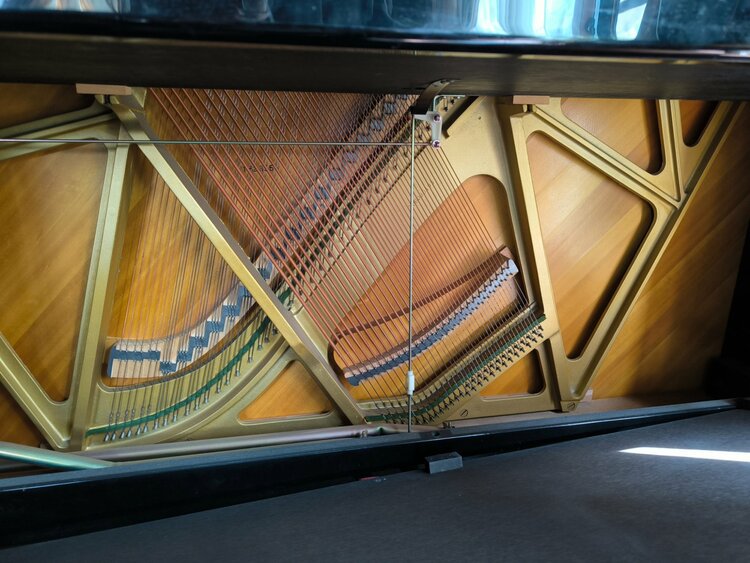 UX-3（ピアノ・楽器・PA機材）の商品画像 - 査定依頼日：2026年3月29日 - 最高査定価格：30,000円