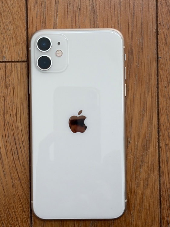 iPhone iPhone11 64GB SIMフリー（スマホ）の商品画像 - 査定依頼日：2026年10月1日 - 最高査定価格：17,500円