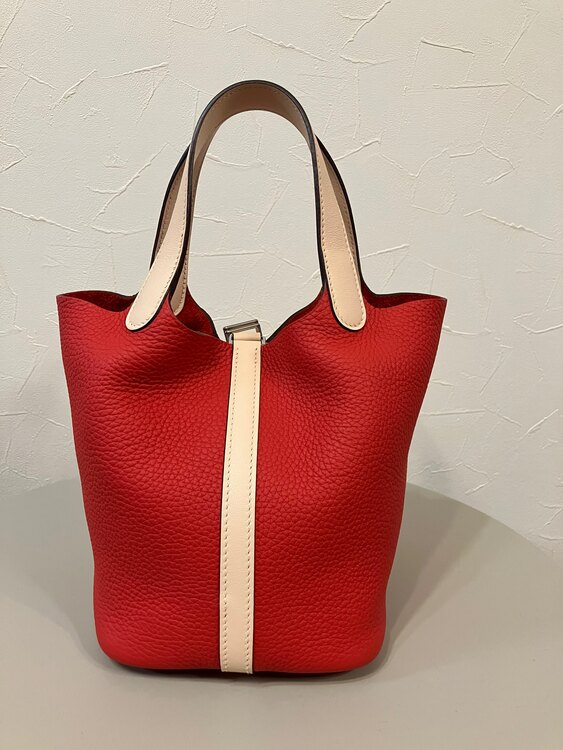 ピコタンロックタッチ（ブランドバッグ）の商品画像 - 査定依頼日：2025年2月3日 - 最高査定価格：250,000円