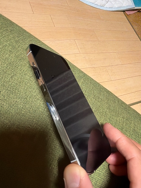 iPhone iPhone 14 Pro 512GB SIMフリー（スマホ）の商品画像 - 査定依頼日：2026年9月25日 - 最高査定価格：75,000円