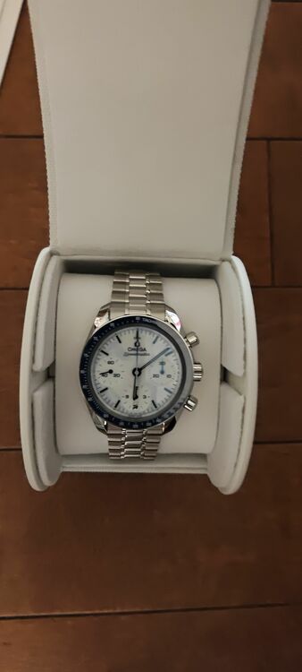 スピードマスター　ミラノコルティナ（高級時計）の商品画像 - 査定依頼日：2025年11月23日 - 最高査定価格：1,500,000円