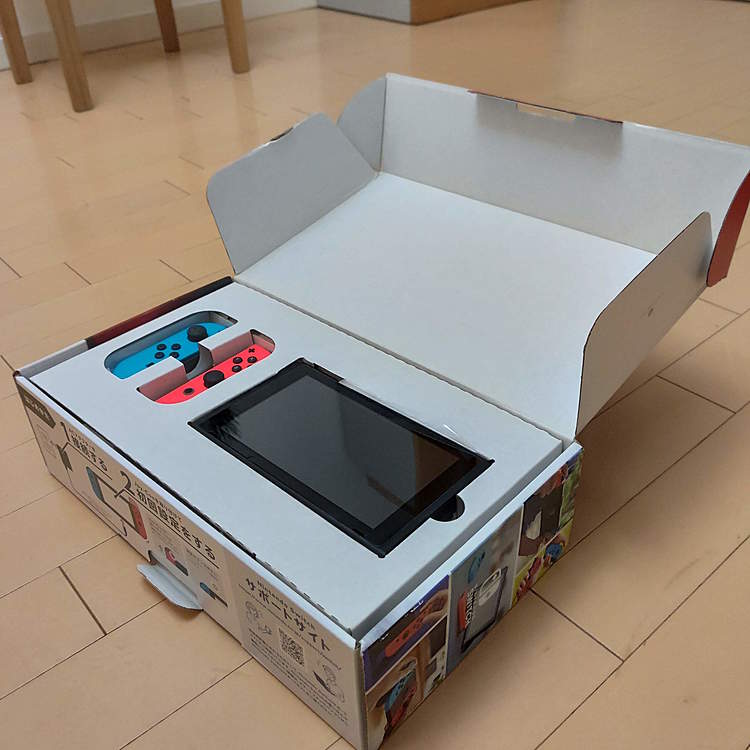 Nintendo Switch本体 /Joy-Con(L) ネオンブルー/(R)（ゲーム機本体・ゲームソフト）の商品画像 - 査定依頼日：2020年1月25日 - 最高査定価格：18,200円