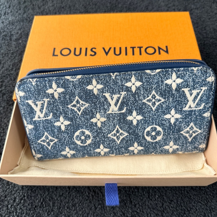 ルイヴィトン　長財布（ブランド財布・小物）の商品画像 - 査定依頼日：2025年9月29日 - 最高査定価格：60,000円