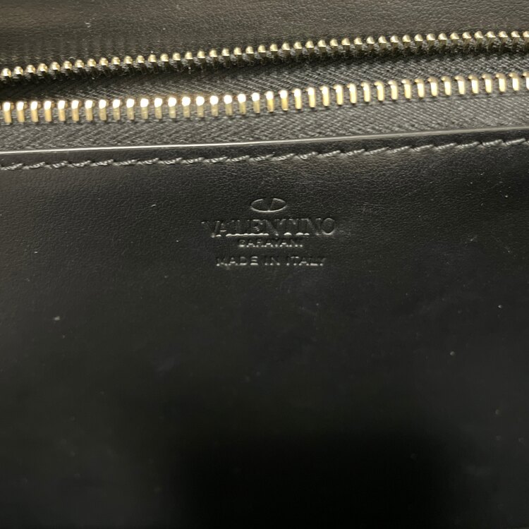 ジバンシィ  （ブランドバッグ）の商品画像 - 査定依頼日：2025年3月18日 - 最高査定価格：60,000円