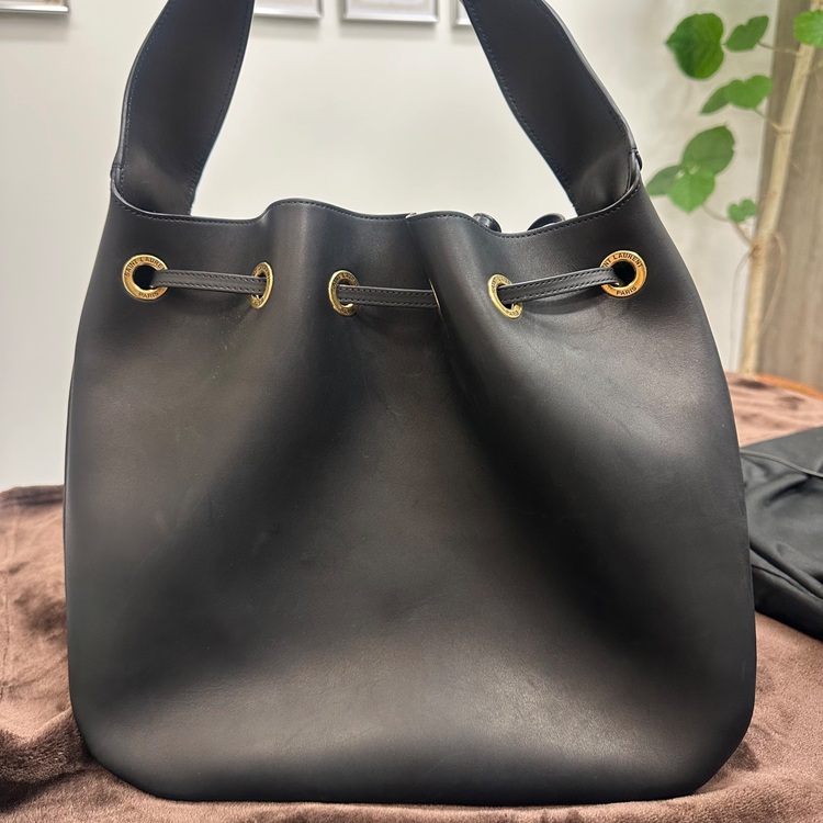 イブサンローラン  （ブランドバッグ）の商品画像 - 査定依頼日：2025年7月25日 - 最高査定価格：180,000円