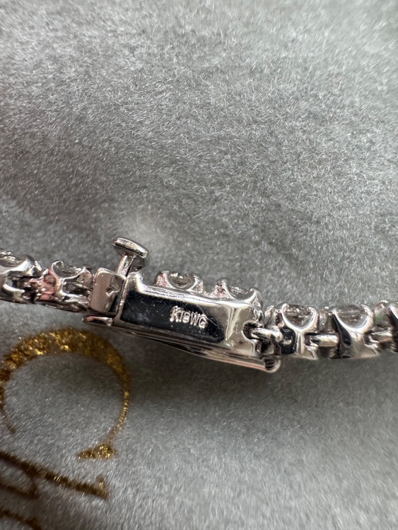 ダイヤモンドネックレス　k18ホワイトゴールド（金・貴金属）の商品画像 - 査定依頼日：2025年8月9日 - 最高査定価格：200,000円