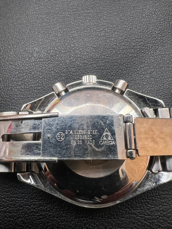 オメガ スピードマスター 3513.5（高級時計）の商品画像 - 査定依頼日：2025年3月22日 - 最高査定価格：220,000円