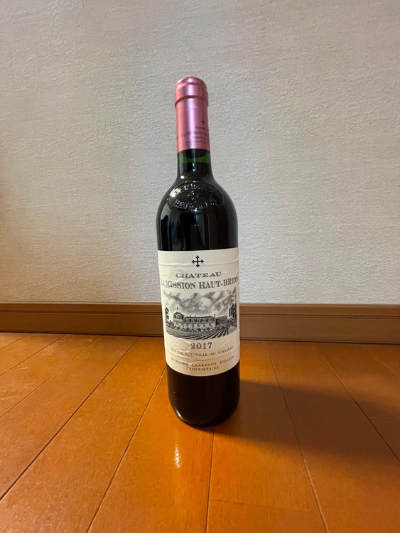 シャトーラミッションオーブリアン2017（お酒）の商品画像 - 査定依頼日：2025年12月11日 - 最高査定価格：17,000円