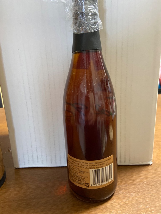 ウイスキー ブッカーズ （お酒）の商品画像 - 査定依頼日：2025年7月1日 - 最高査定価格：135,000円