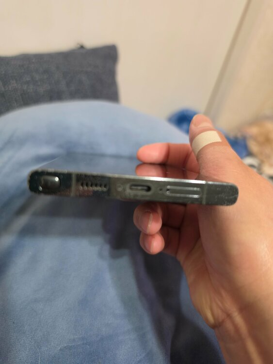 Galaxy S23 シリーズ au （スマホ）の商品画像 - 査定依頼日：2026年3月15日 - 最高査定価格：100,000円