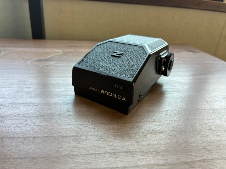 Zenza nbronica（カメラ）の商品画像 - 査定依頼日：2026年4月24日 - 最高査定価格：30,000円