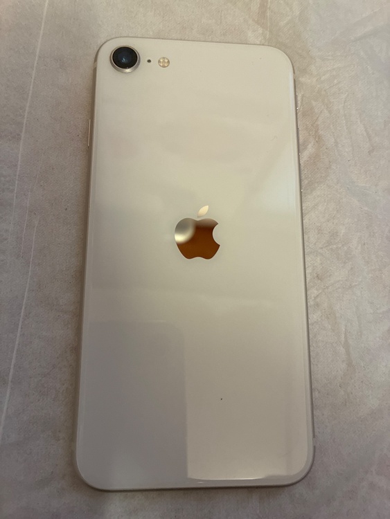 iPhone iPhone SE (第 3 世代) 64GB SIMフリー（スマホ）の商品画像 - 査定依頼日：2026年9月28日 - 最高査定価格：18,000円