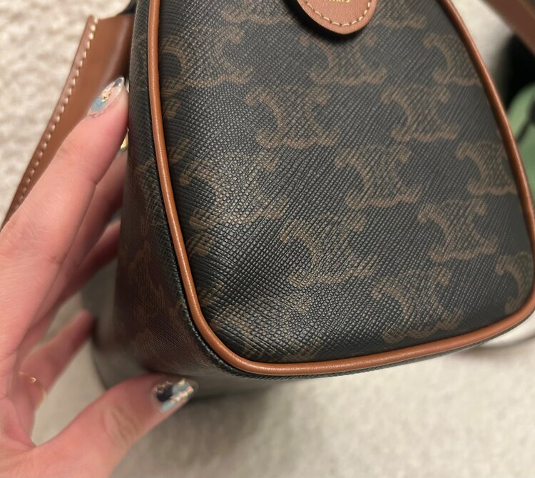 トリオンフキャンバス＆カーフスキン スモールボストン（ブランドバッグ）の商品画像 - 査定依頼日：2025年4月25日 - 最高査定価格：145,000円