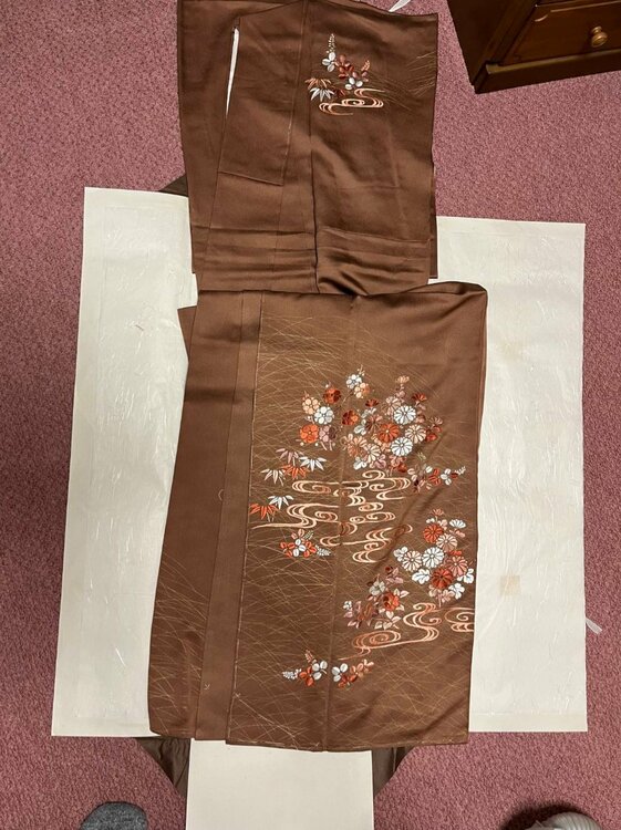 刺繍の訪問着（着物）の商品画像 - 査定依頼日：2026年4月4日 - 最高査定価格：5,000円