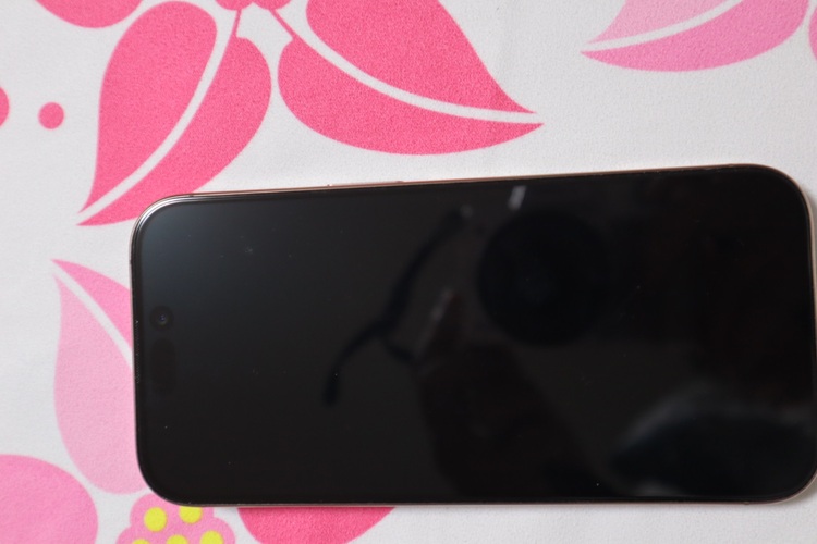 iPhone16Pro512ギガデザートチタニウム（スマホ）の商品画像 - 査定依頼日：2025年9月16日 - 最高査定価格：160,000円