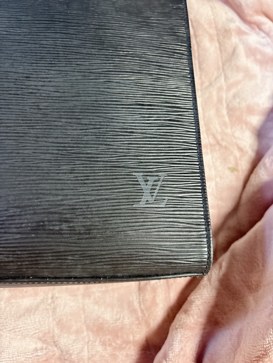 ルイヴィトン エピ（ブランドバッグ）の商品画像 - 査定依頼日：2026年1月26日 - 最高査定価格：55,000円