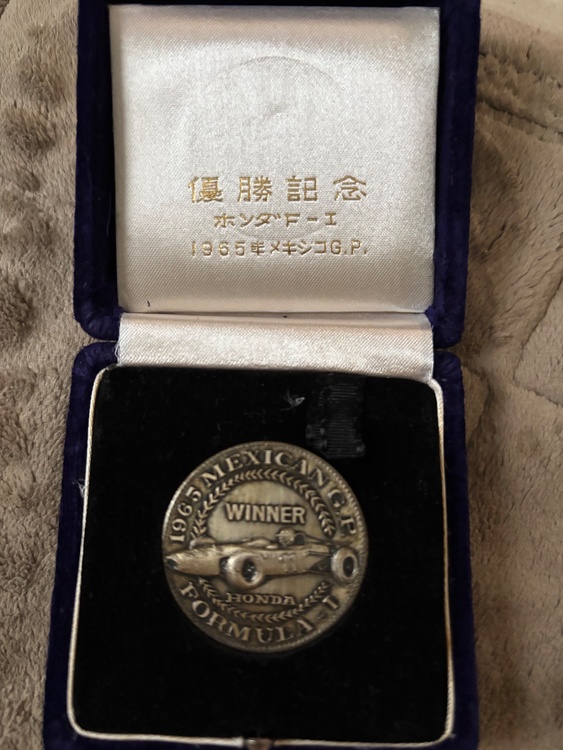 1911965年のホンダF1メキシコGP優勝記念メダル（金・貴金属）の商品画像 - 査定依頼日：2026年8月10日 - 最高査定価格：7,000円
