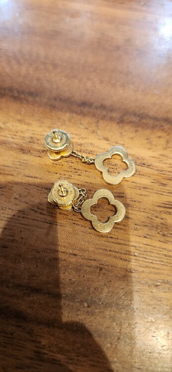 ヴァンクリーフ（金・貴金属）の商品画像 - 査定依頼日：2025年12月21日 - 最高査定価格：250,000円